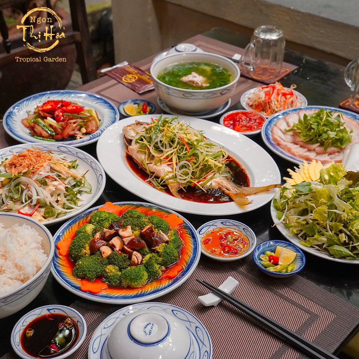 Nhà hàng lãng mạn